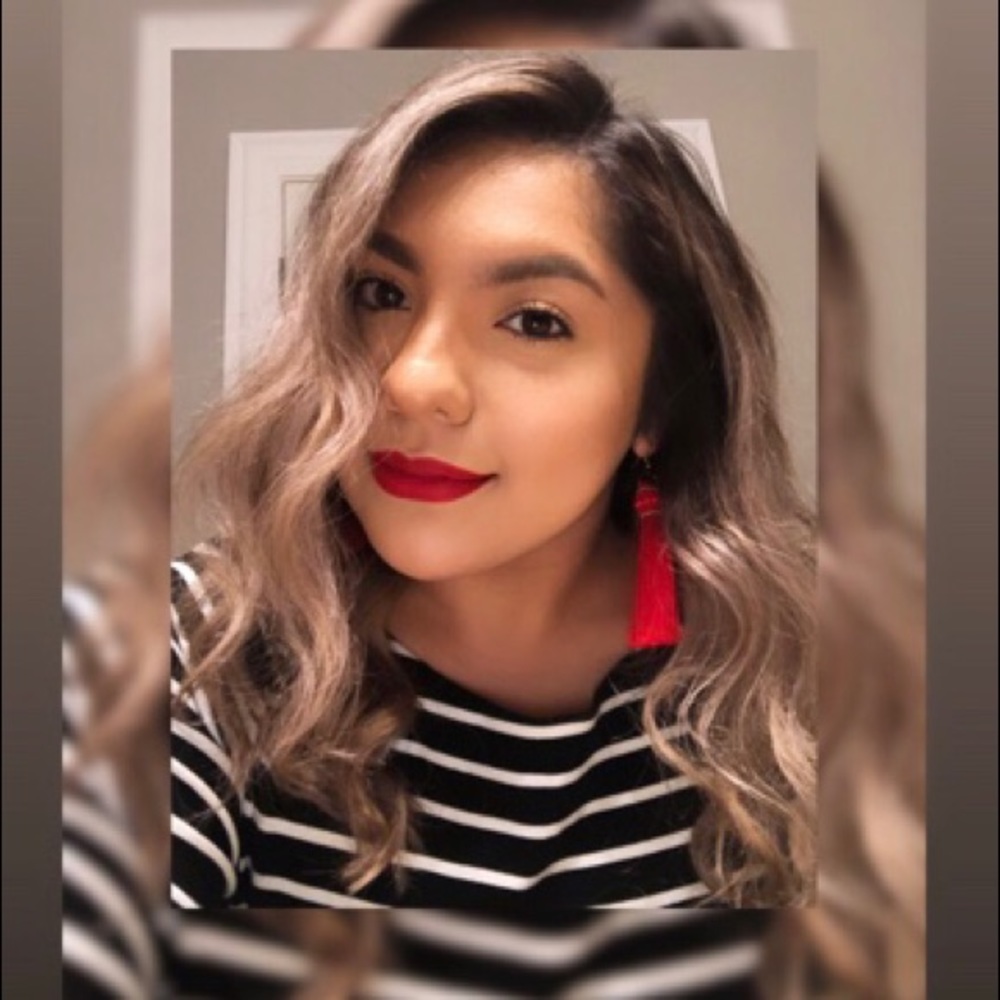 Meet your Posher, Karissa